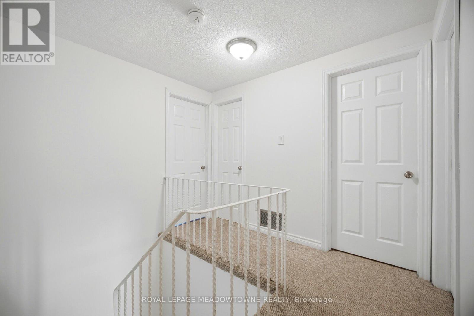 












41 - 561 CHILDS DRIVE

,
Milton,




Ontario
L9T3Z1


