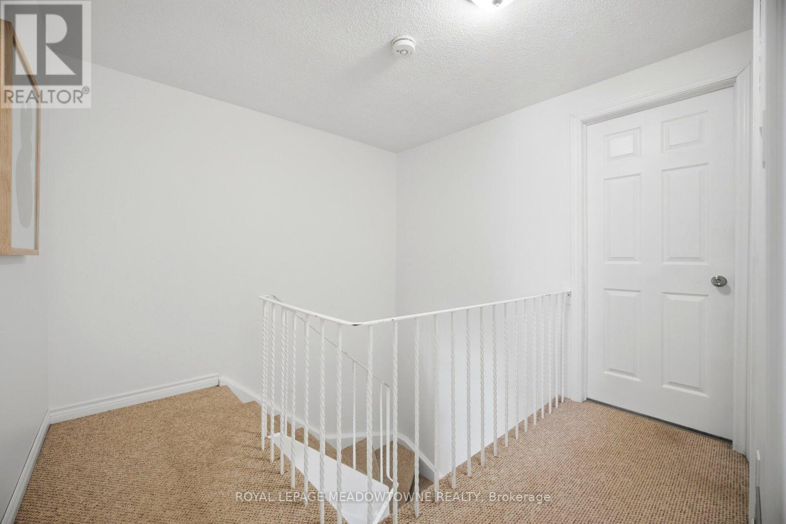 












41 - 561 CHILDS DRIVE

,
Milton,




Ontario
L9T3Z1

