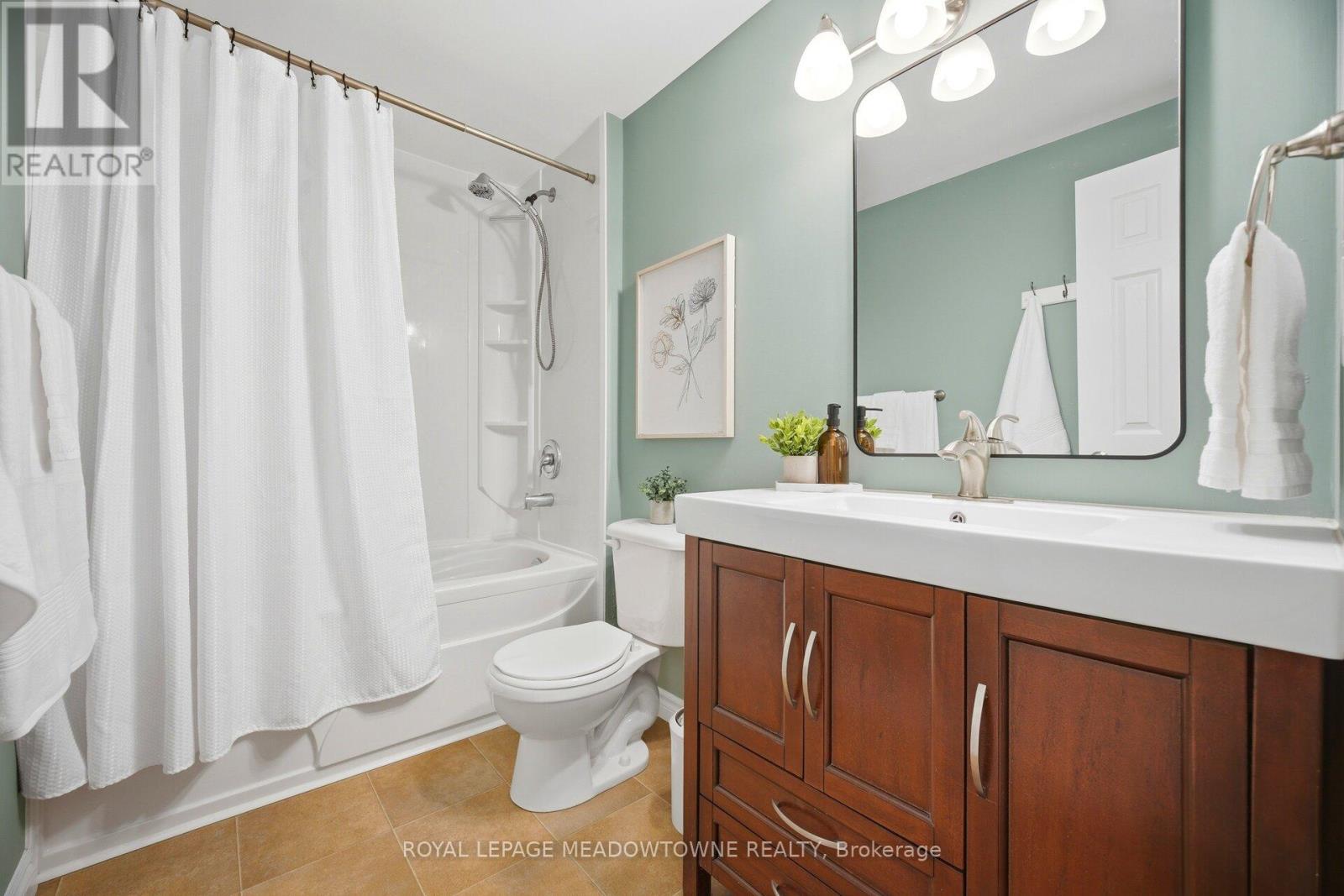 












41 - 561 CHILDS DRIVE

,
Milton,




Ontario
L9T3Z1

