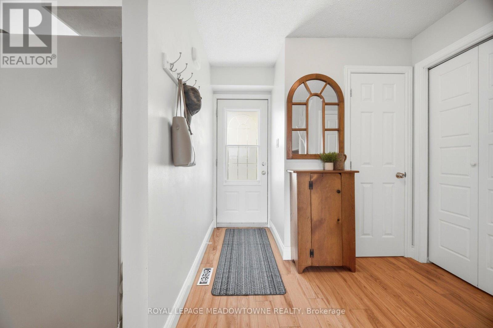 












41 - 561 CHILDS DRIVE

,
Milton,




Ontario
L9T3Z1

