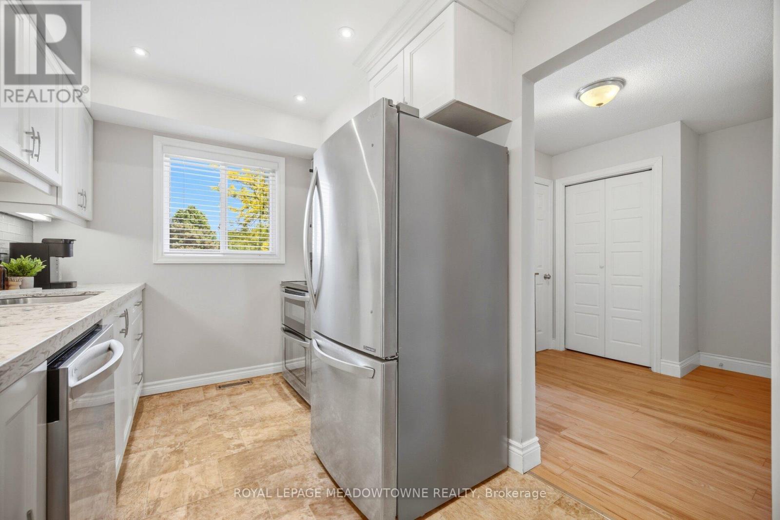 












41 - 561 CHILDS DRIVE

,
Milton,




Ontario
L9T3Z1


