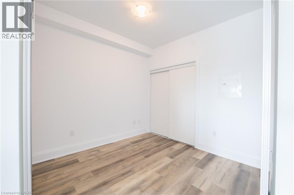 












470 DUNDAS Street E Unit# 422

,
Waterdown,




Ontario
L8B2A6

