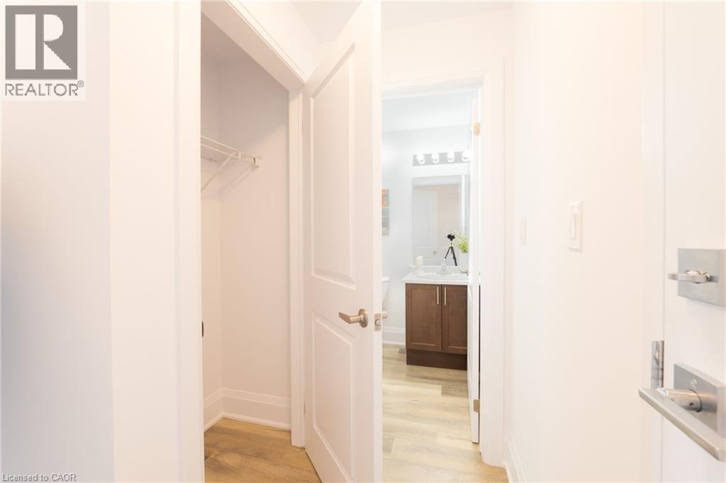 












470 DUNDAS Street E Unit# 422

,
Waterdown,




Ontario
L8B2A6


