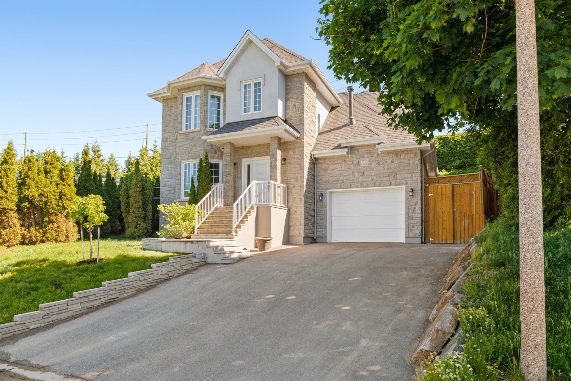 









131


Rue de St-Vallier

,
Gatineau (Gatineau),




QC
J8V3V6


