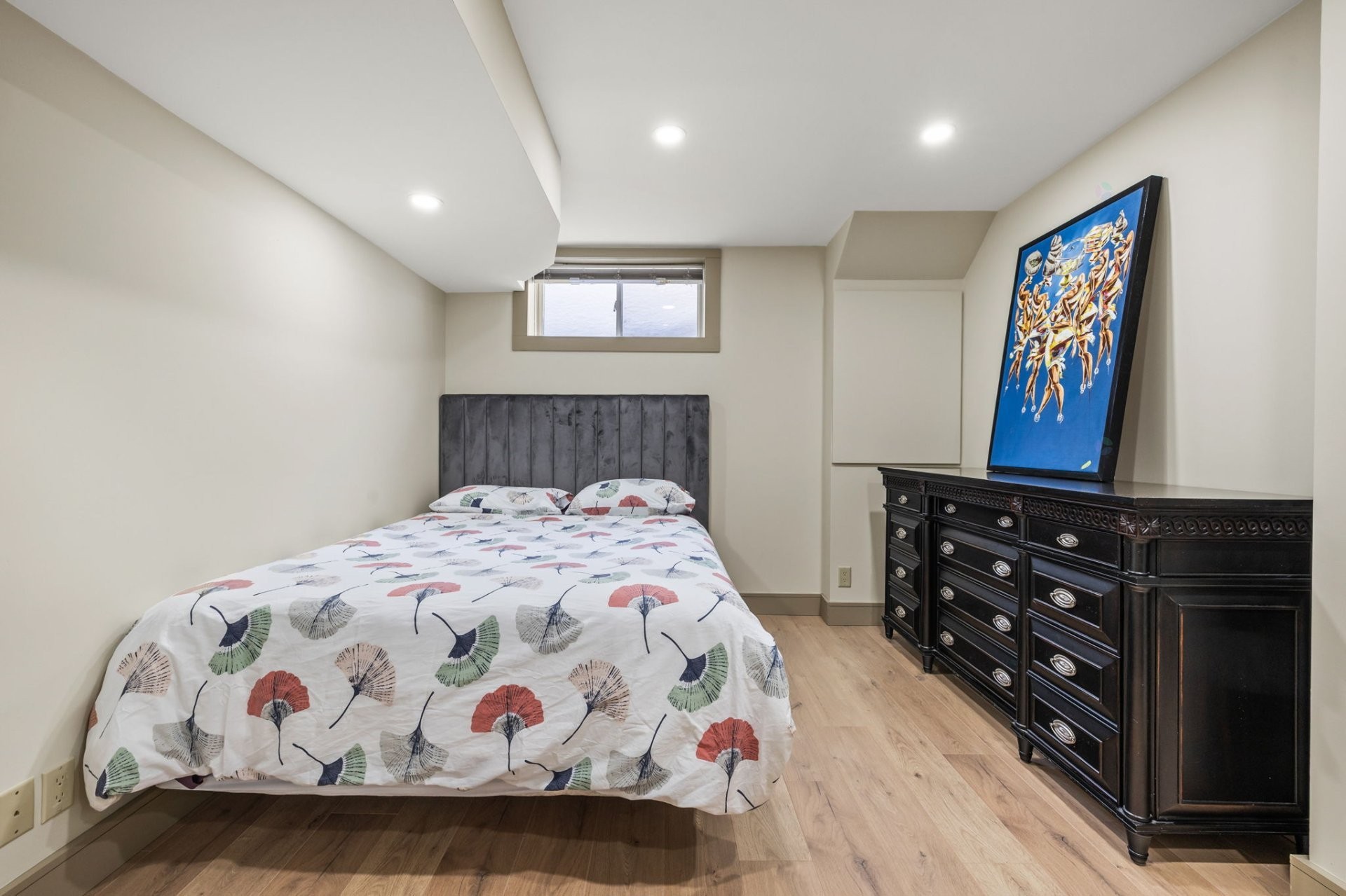 









131


Rue de St-Vallier

,
Gatineau (Gatineau),




QC
J8V3V6

