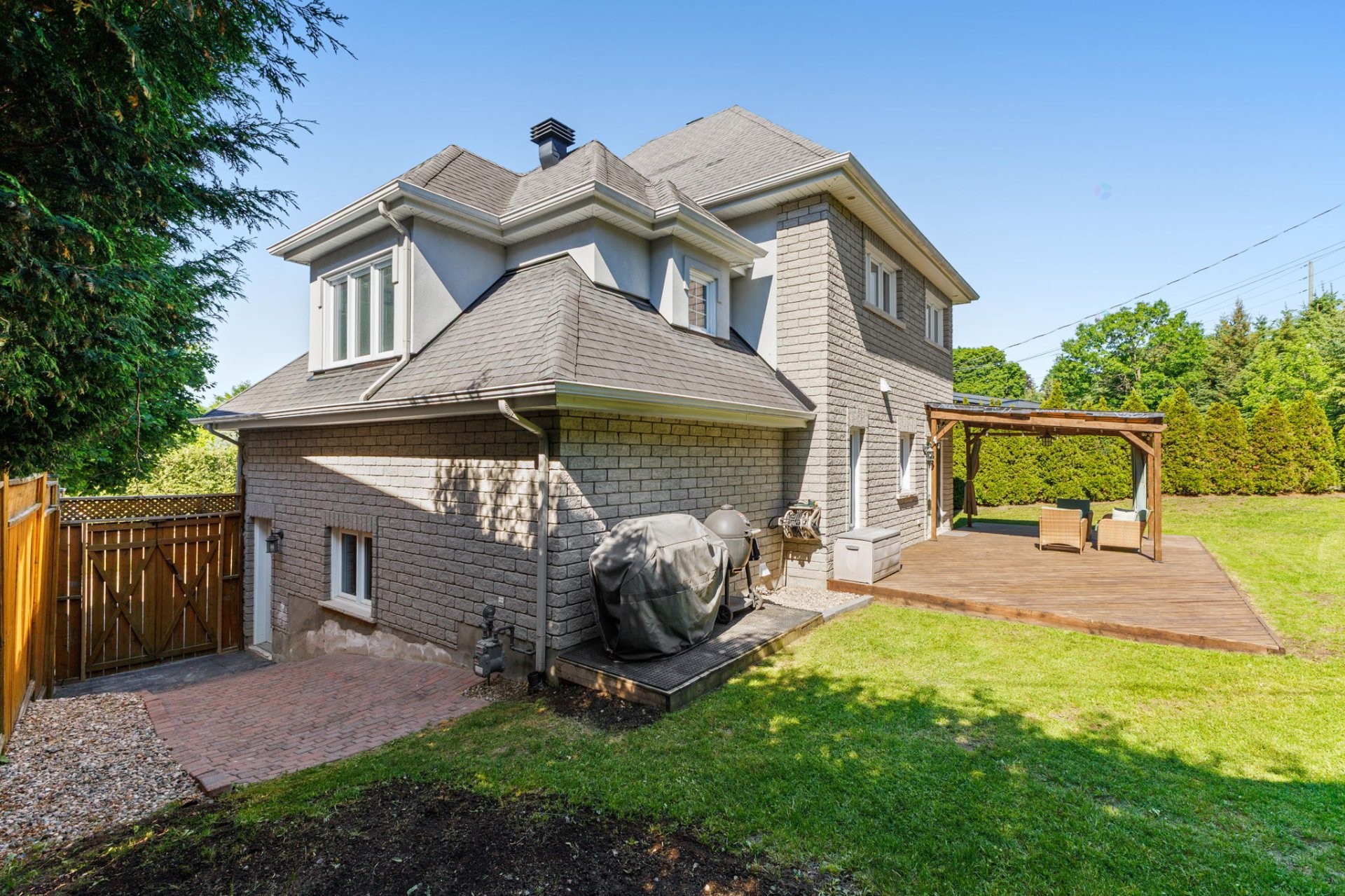 









131


Rue de St-Vallier

,
Gatineau (Gatineau),




QC
J8V3V6

