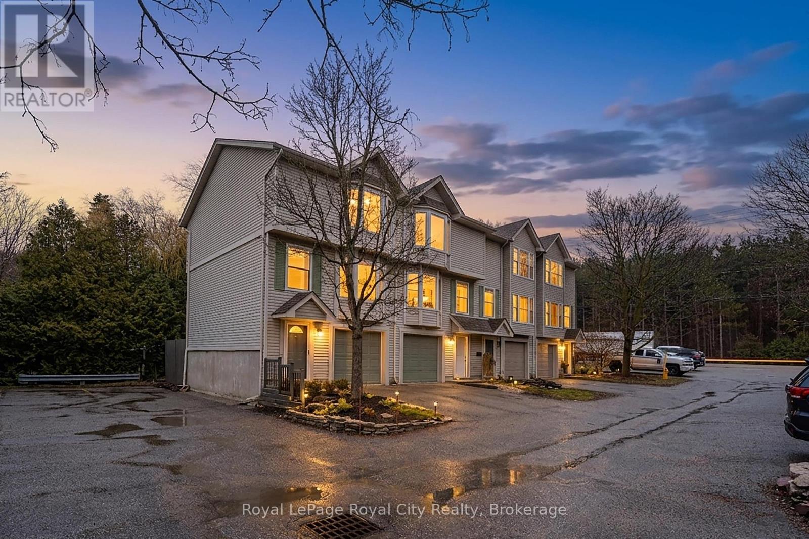 












13 - 320 ALMA STREET

,
Guelph/Eramosa (Rockwood),




Ontario
N0B2K0

