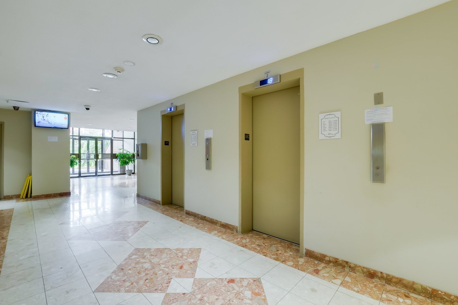 









285


Rue Laurier

, 608,
Gatineau (Hull),




QC
J8X3W9


