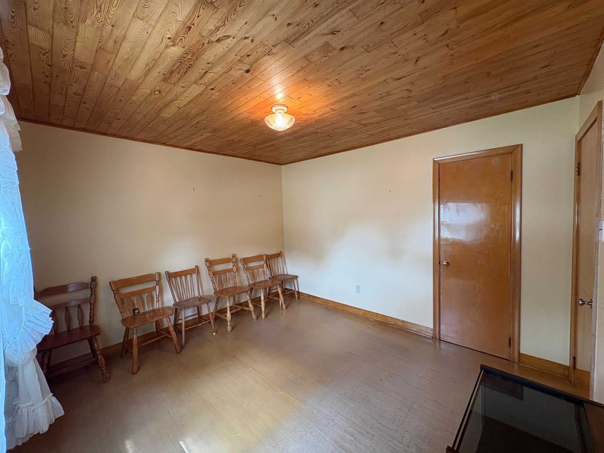 









87


Rue St-Jacques

,
Charlemagne,




QC
J5Z1Z5

