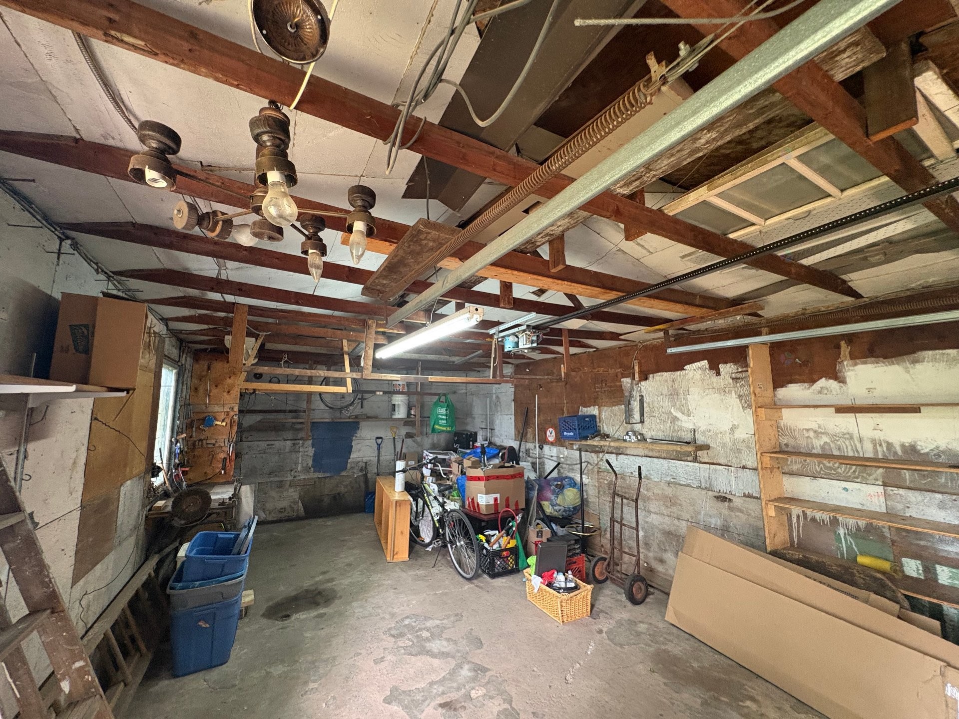 









87


Rue St-Jacques

,
Charlemagne,




QC
J5Z1Z5

