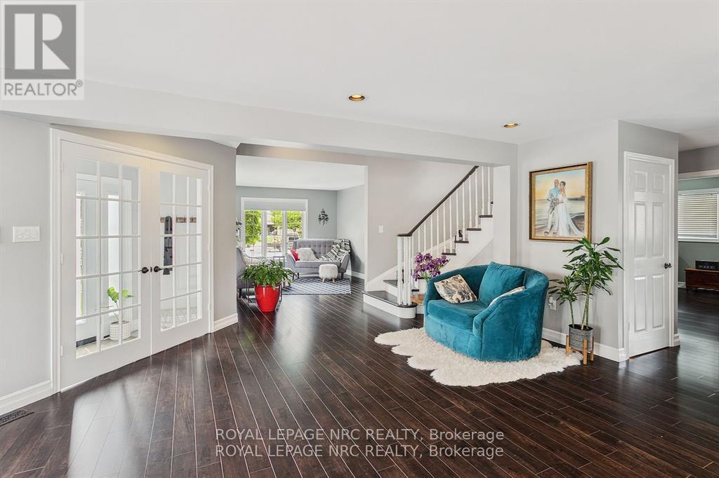 












5240 MARCEL CRESCENT

,
Niagara Falls (Morrison),




Ontario
L2E7M5


