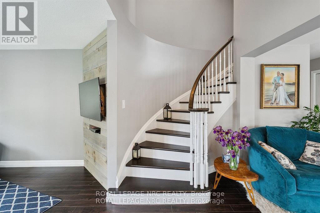 












5240 MARCEL CRESCENT

,
Niagara Falls (Morrison),




Ontario
L2E7M5

