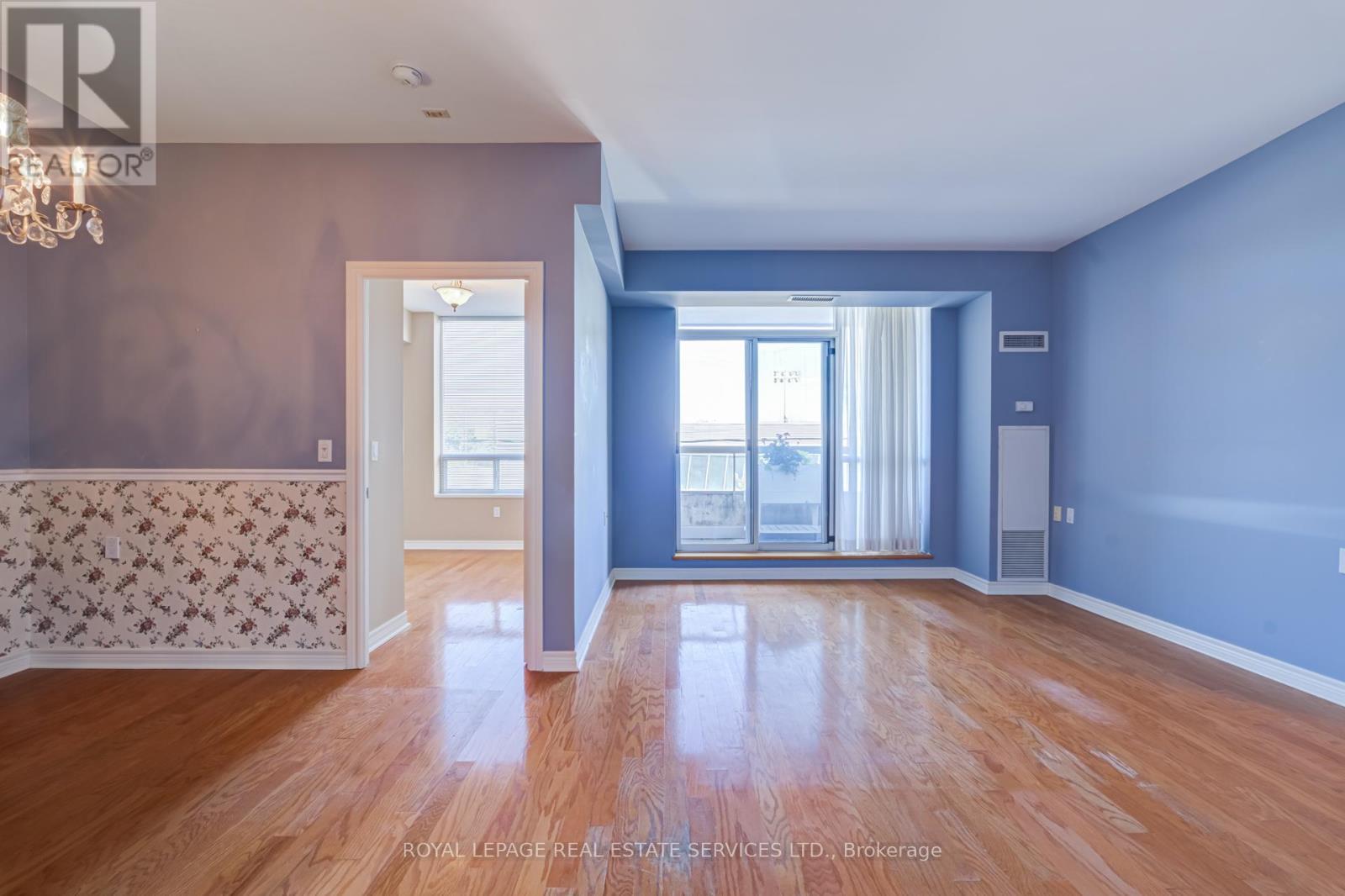 












202 - 1750 BAYVIEW AVENUE

,
Toronto,




Ontario
M4G4H6

