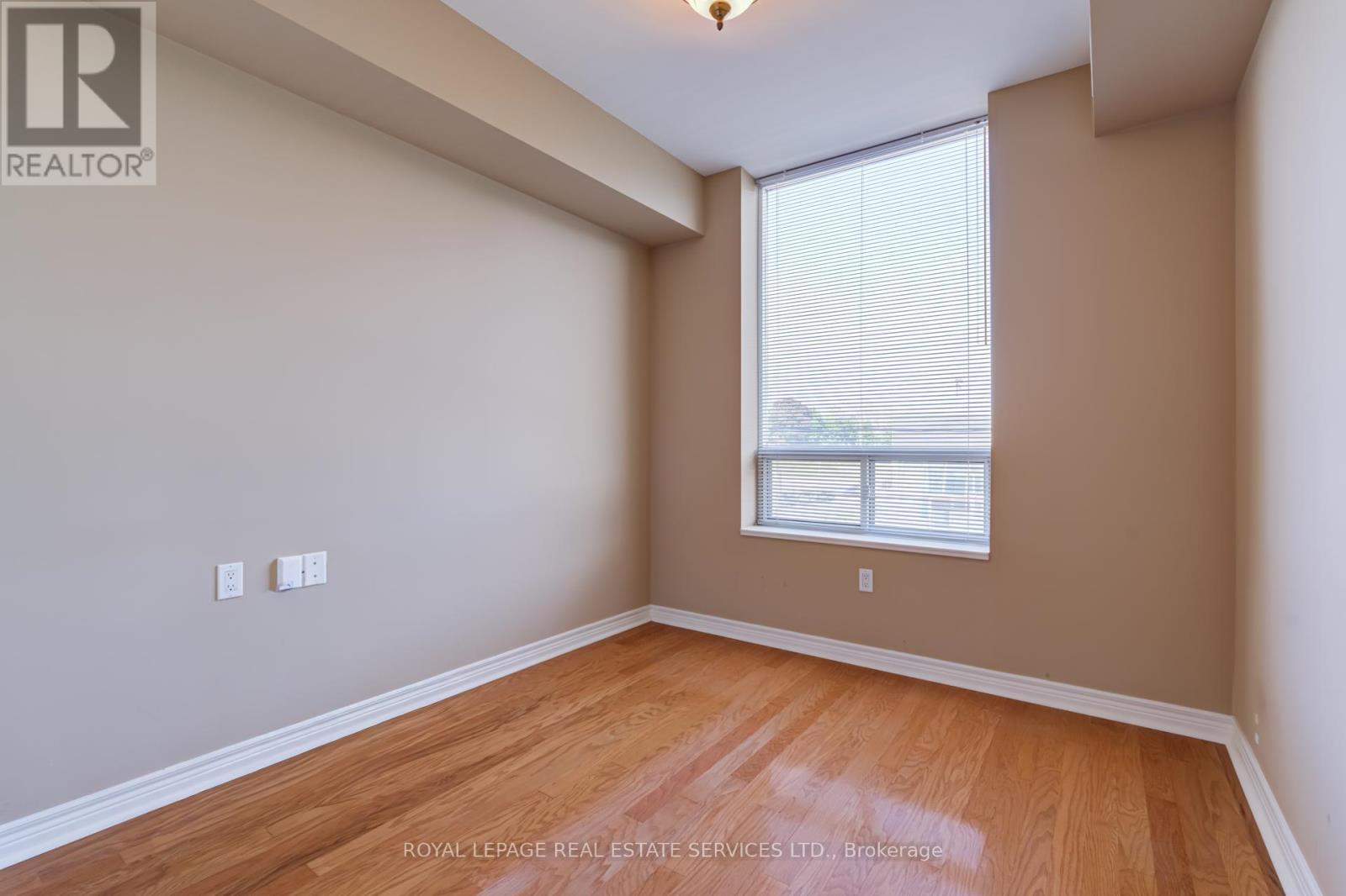












202 - 1750 BAYVIEW AVENUE

,
Toronto,




Ontario
M4G4H6

