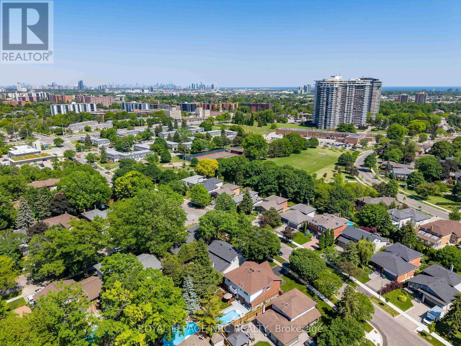 












1273 WINDING TRAIL

,
Mississauga (Applewood),




Ontario
L4Y2T9

