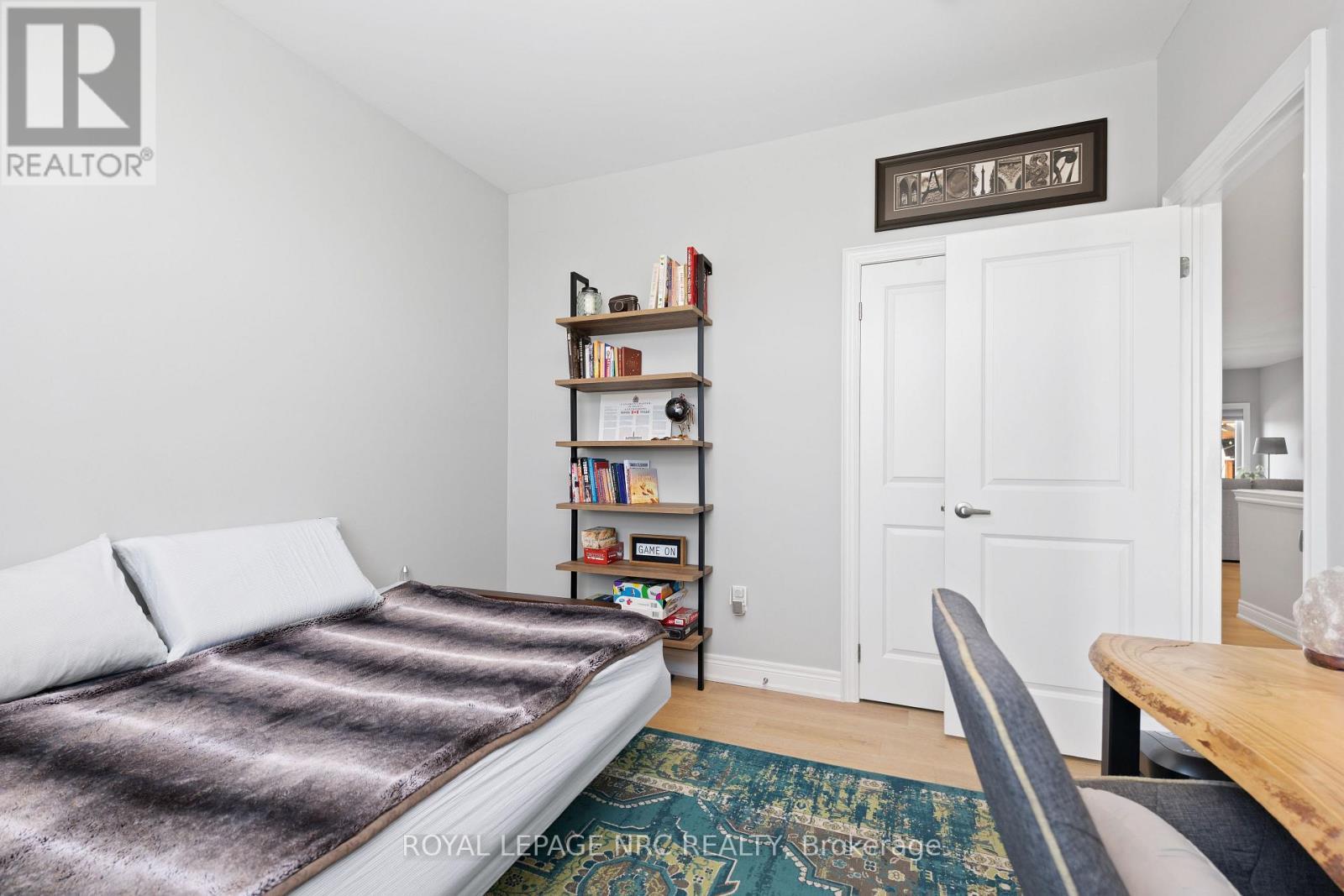 












2895 ARROWSMITH COURT

,
Fort Erie (Black Creek),




Ontario
L0S1S0


