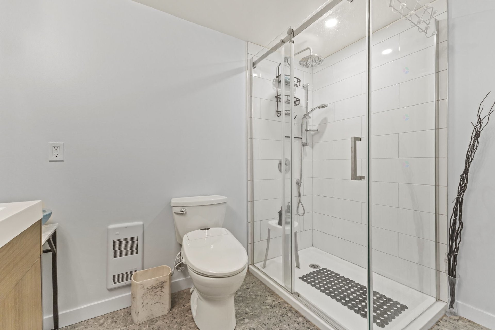 









80


Boul. Louise-Campagna

, 1,
Gatineau (Hull),




QC
J9A2X8

