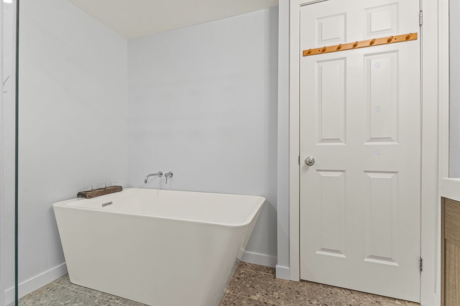









80


Boul. Louise-Campagna

, 1,
Gatineau (Hull),




QC
J9A2X8

