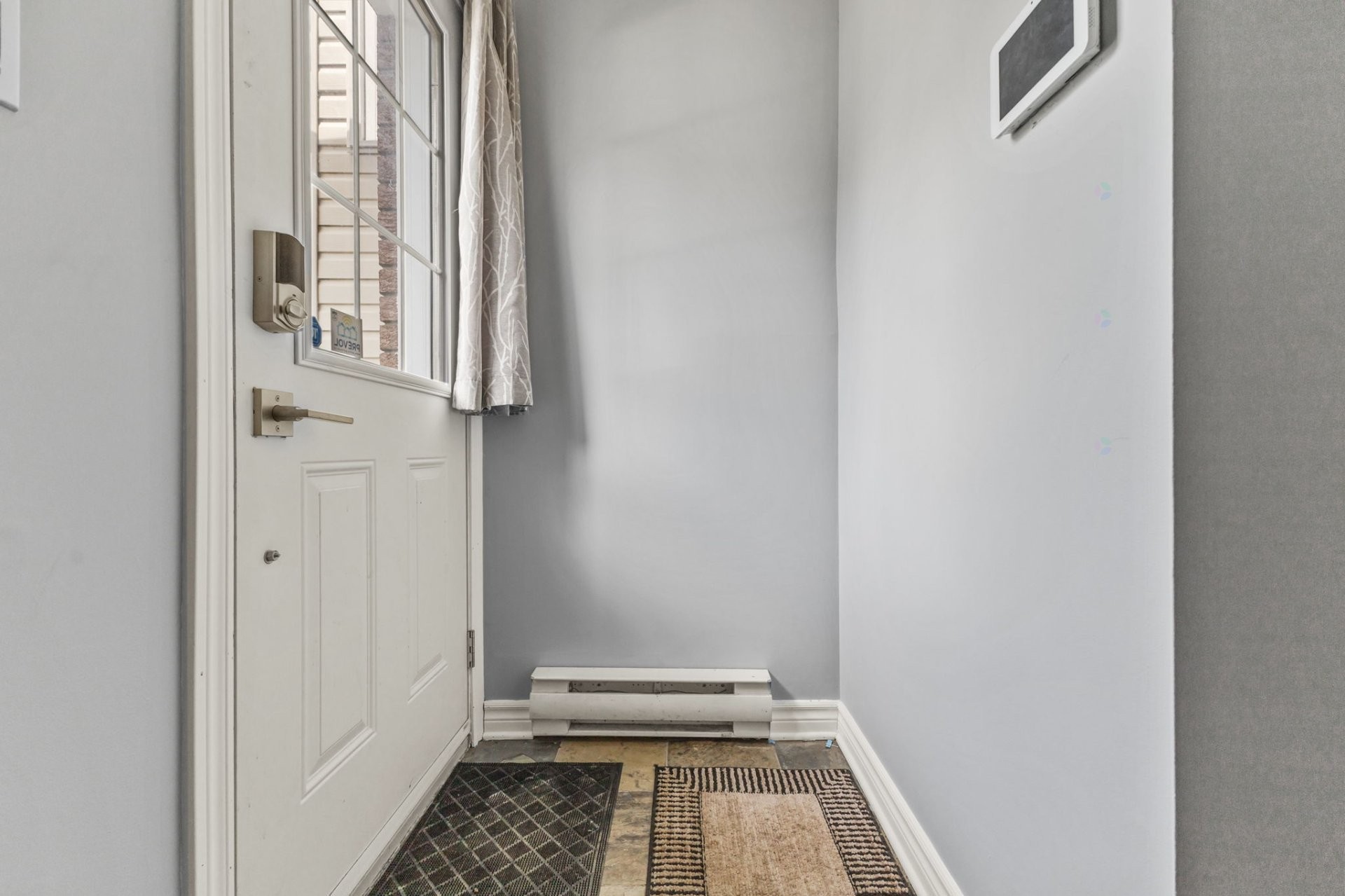 









80


Boul. Louise-Campagna

, 1,
Gatineau (Hull),




QC
J9A2X8


