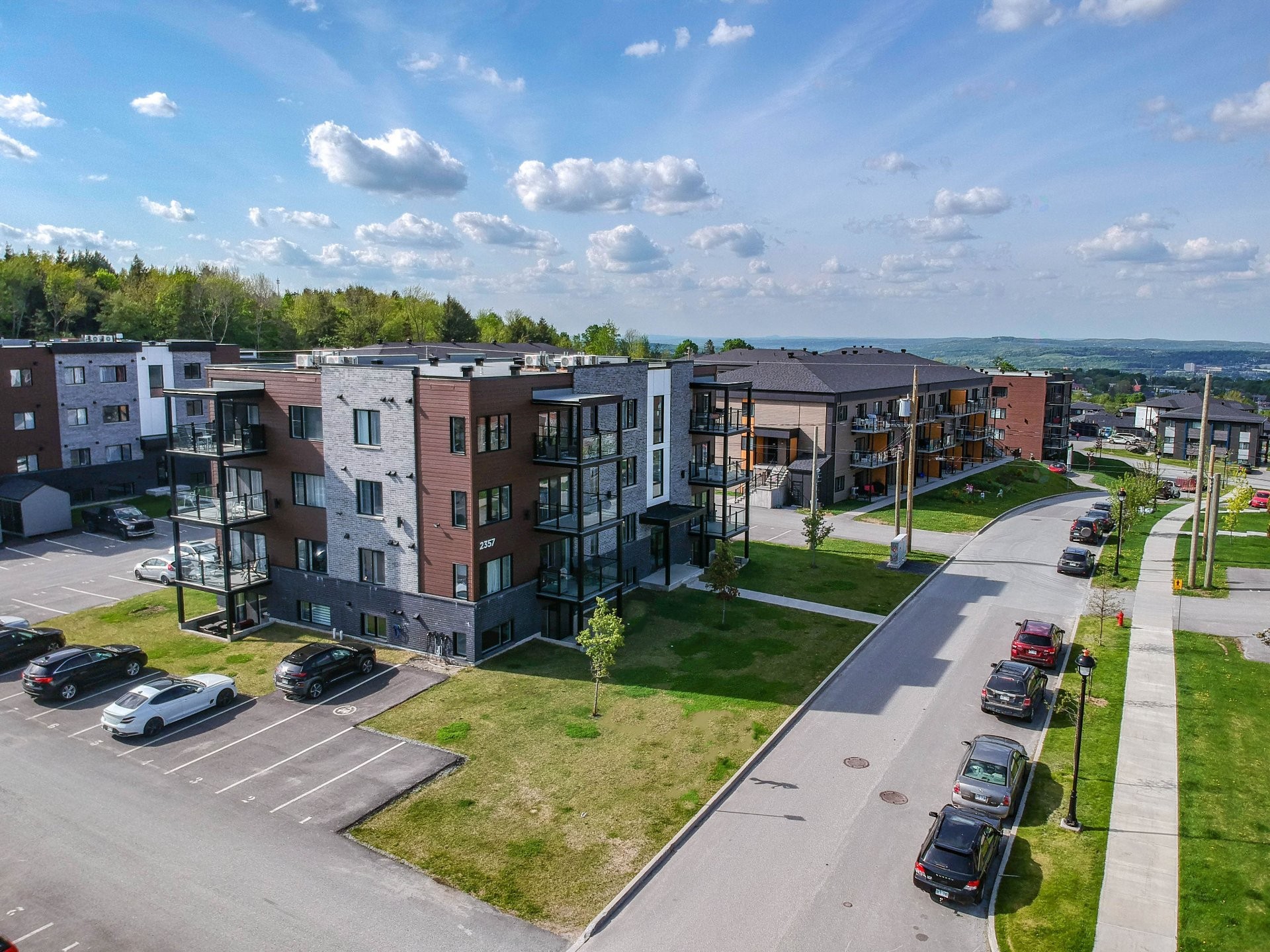 









2357


Rue Harold-Cooke

, 202,
Sherbrooke (Les Nations),




QC
J1H0M5

