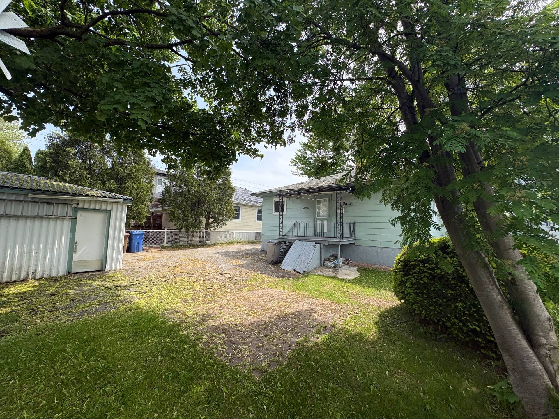 









87Z


Rue St-Jacques

,
Charlemagne,







QC
J5Z1Z5

