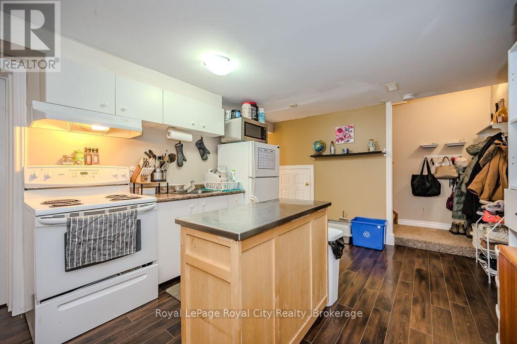 












BASEMENT - 337 IRONWOOD ROAD

,
Guelph (Kortright West),




Ontario
N1G3P2

