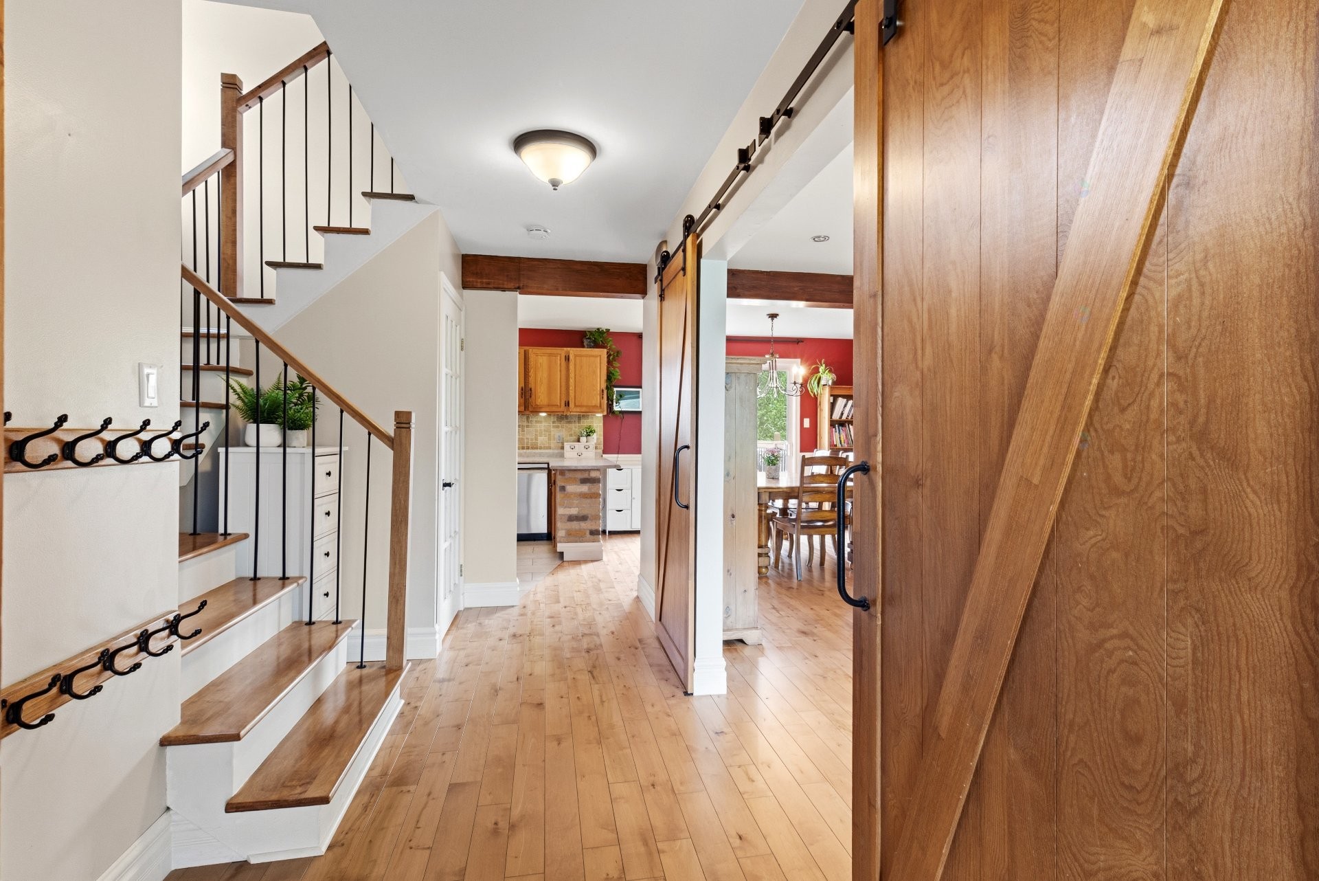 









3802


Rue Lévesque

,
Longueuil (Saint-Hubert),




QC
J3Y8G6

