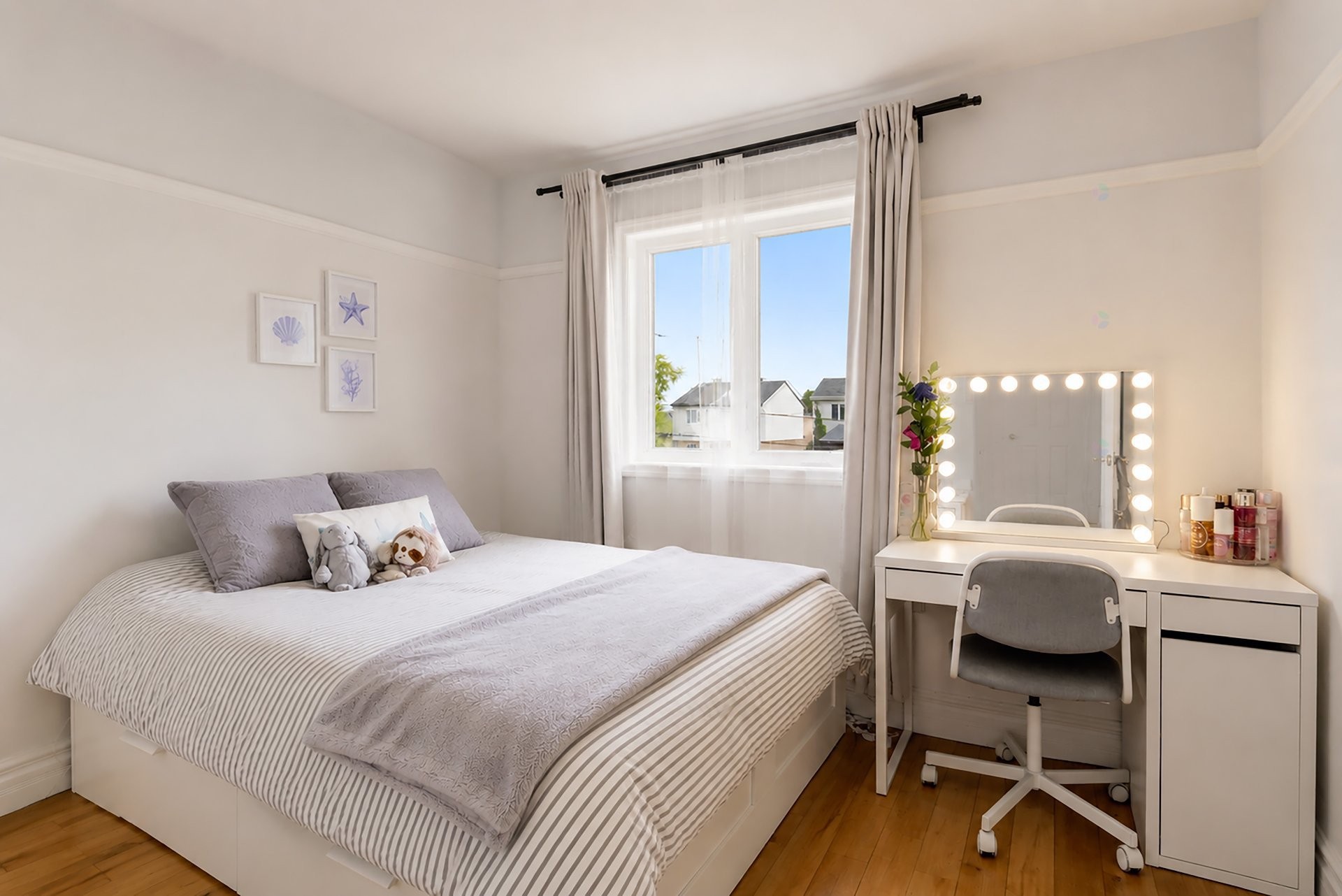 









3802


Rue Lévesque

,
Longueuil (Saint-Hubert),




QC
J3Y8G6

