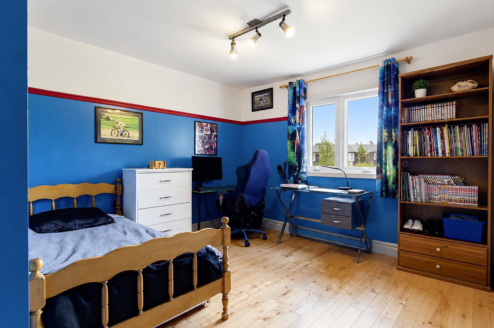 









3802


Rue Lévesque

,
Longueuil (Saint-Hubert),




QC
J3Y8G6

