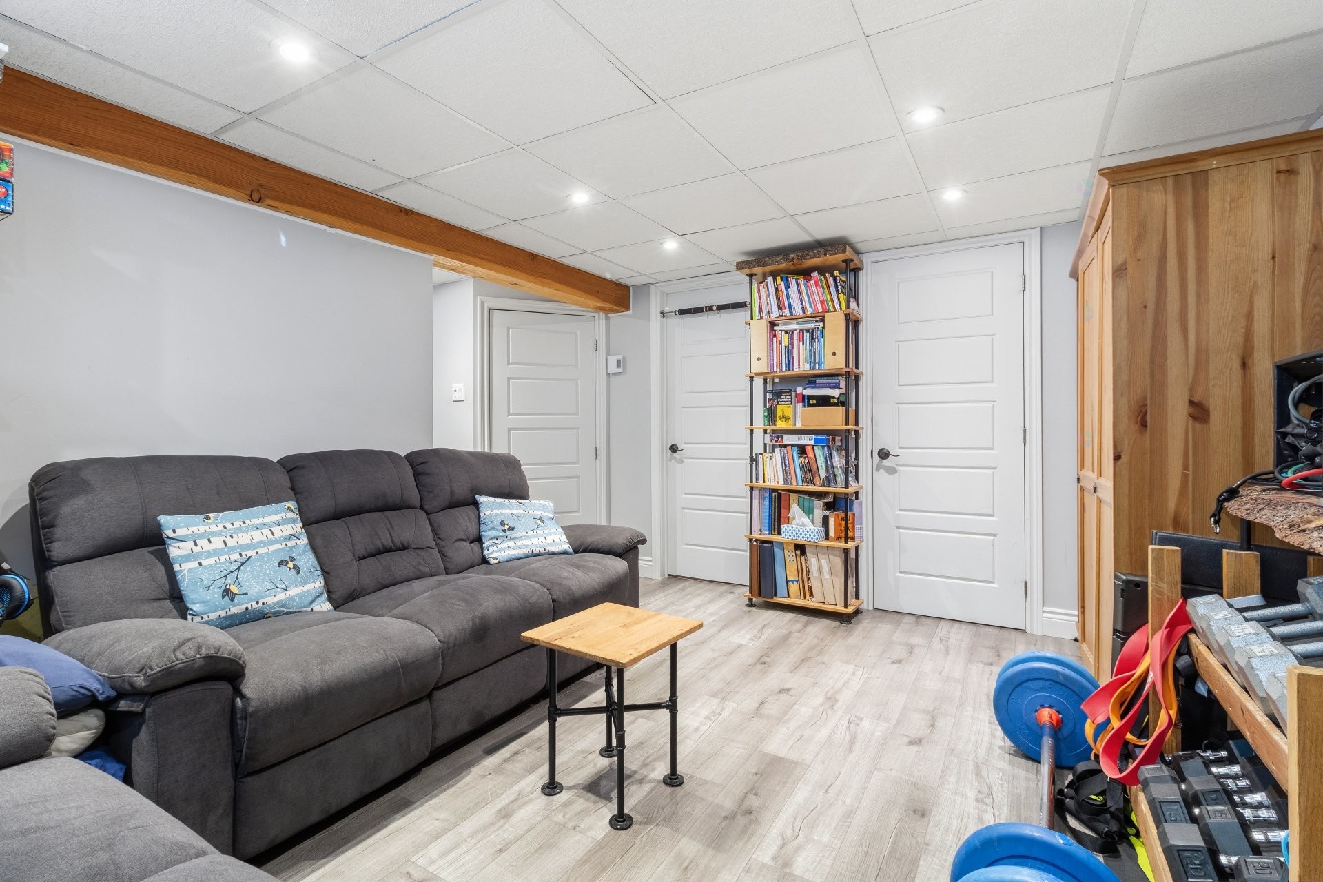 









3802


Rue Lévesque

,
Longueuil (Saint-Hubert),




QC
J3Y8G6

