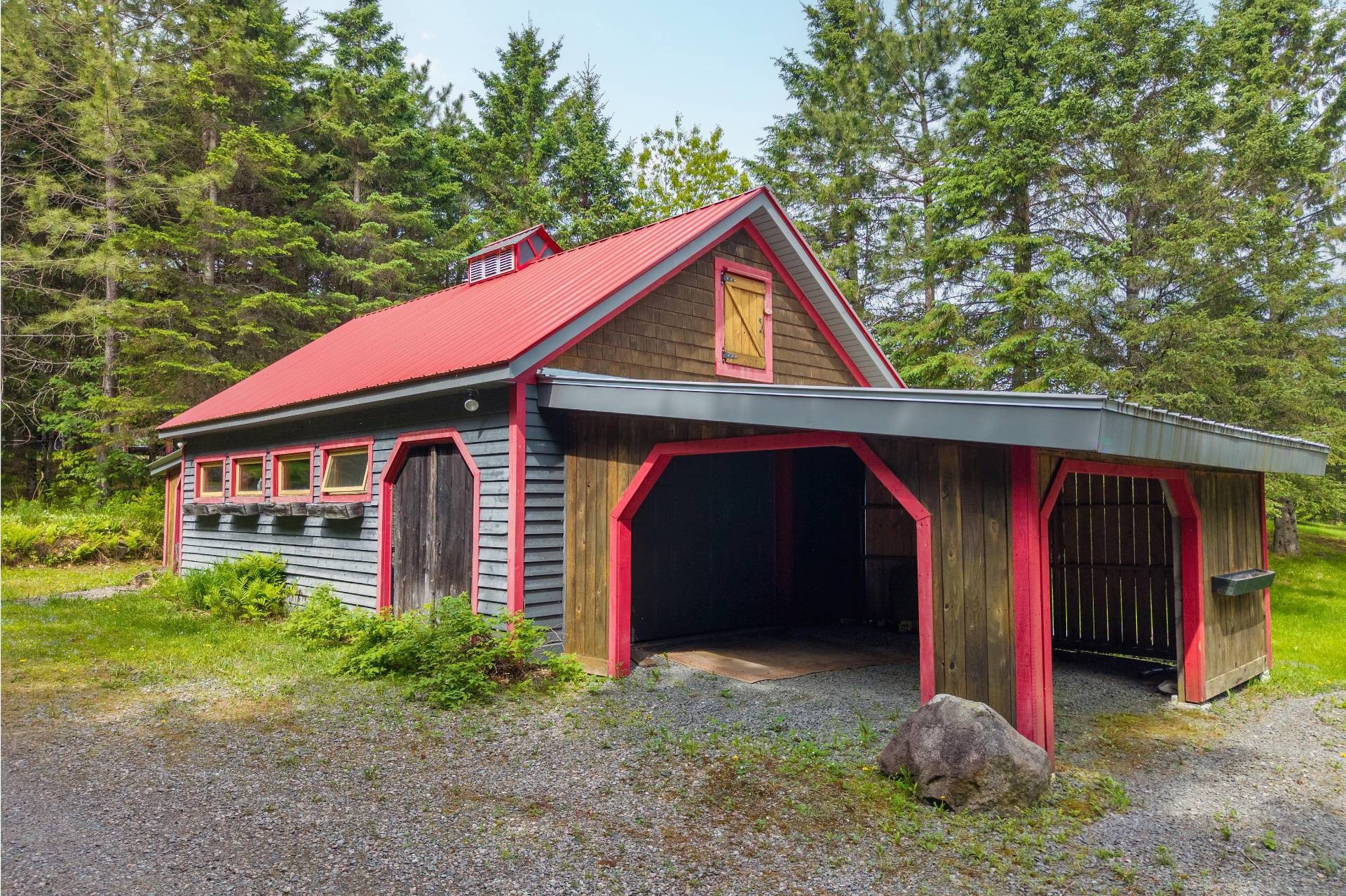 









1810


Ch. du Lac-Sauvage

,
Mont-Blanc,




QC
J0T1J2

