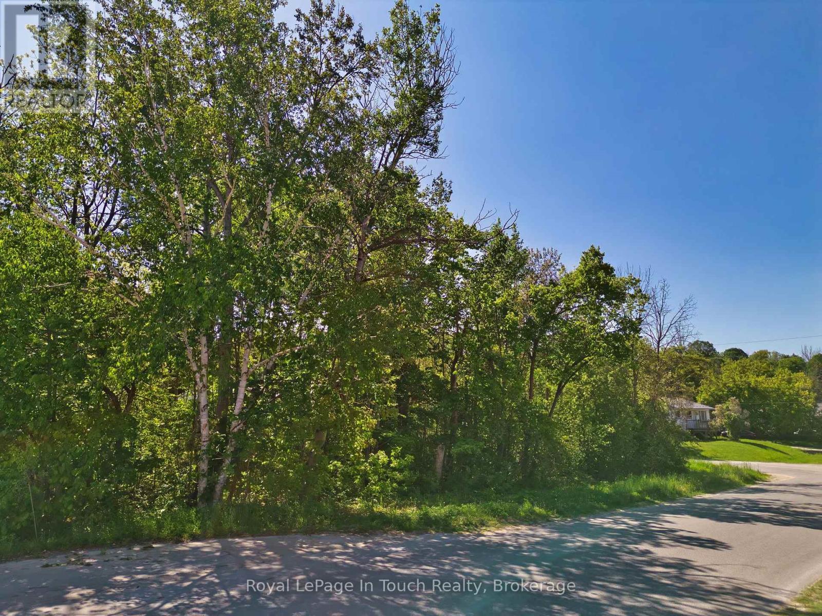 












401 MCNICOLL STREET

,
Tay (Port McNicoll),







Ontario
L0K1R0

