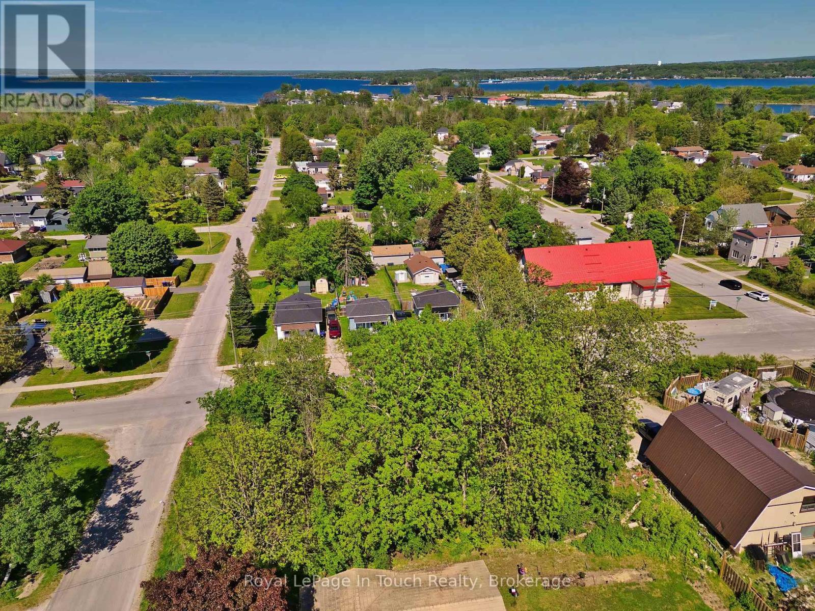 












401 MCNICOLL STREET

,
Tay (Port McNicoll),







Ontario
L0K1R0

