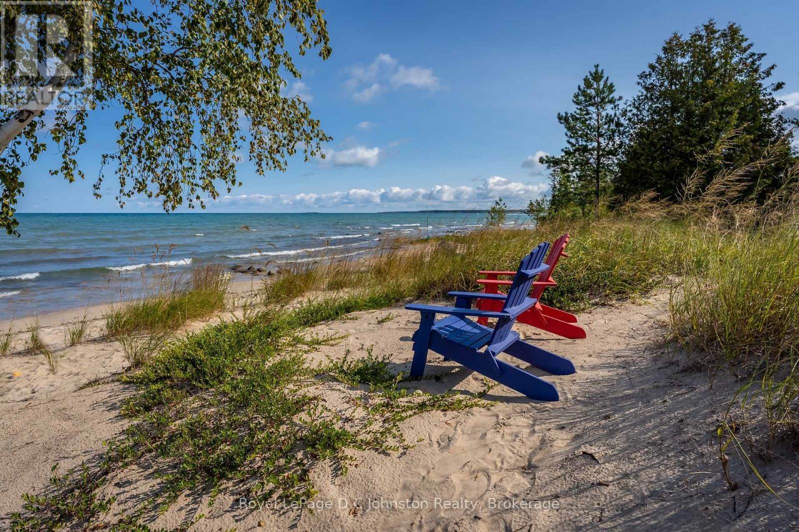 












103 SAUGEEN BEACH ROAD

,
Saugeen Shores,




Ontario
N0H2C5

