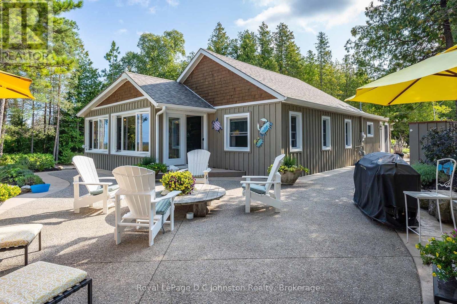 












103 SAUGEEN BEACH ROAD

,
Saugeen Shores,




Ontario
N0H2C5

