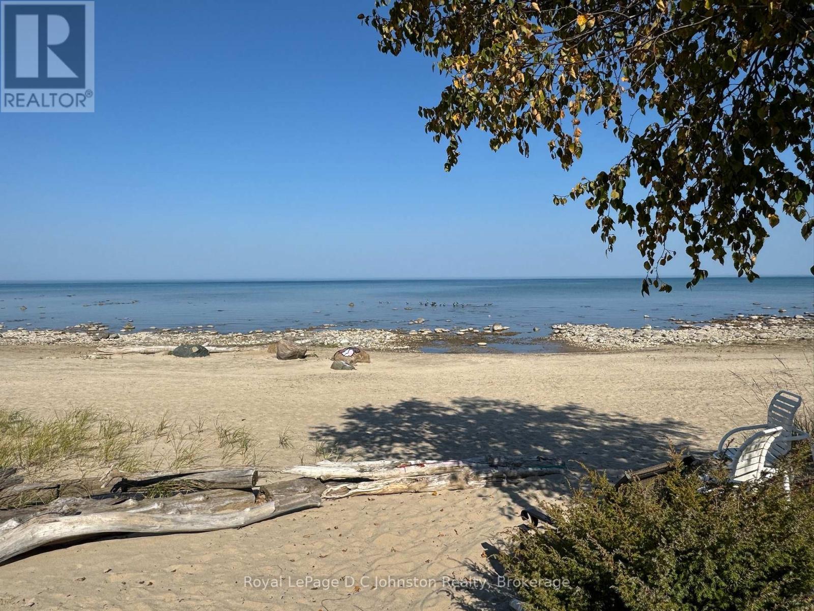












103 SAUGEEN BEACH ROAD

,
Saugeen Shores,




Ontario
N0H2C5

