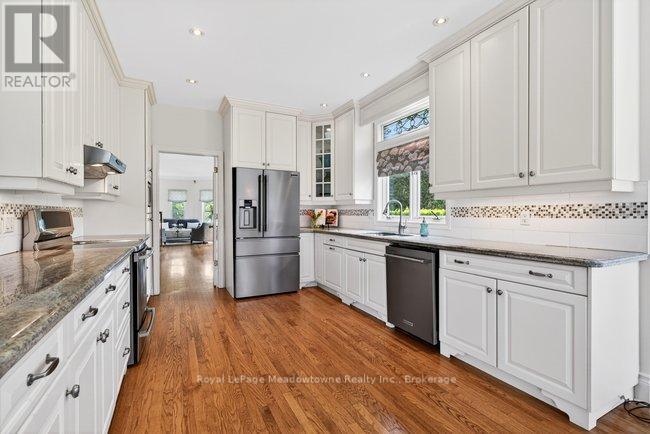 












8550 APPLEBY LINE

,
Milton,




Ontario
L0P1B0

