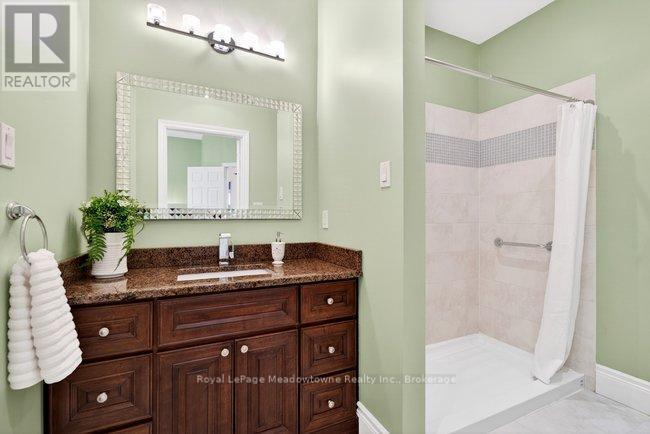 












8550 APPLEBY LINE

,
Milton,




Ontario
L0P1B0

