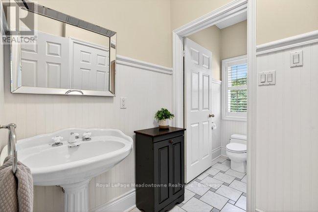 












8550 APPLEBY LINE

,
Milton,




Ontario
L0P1B0

