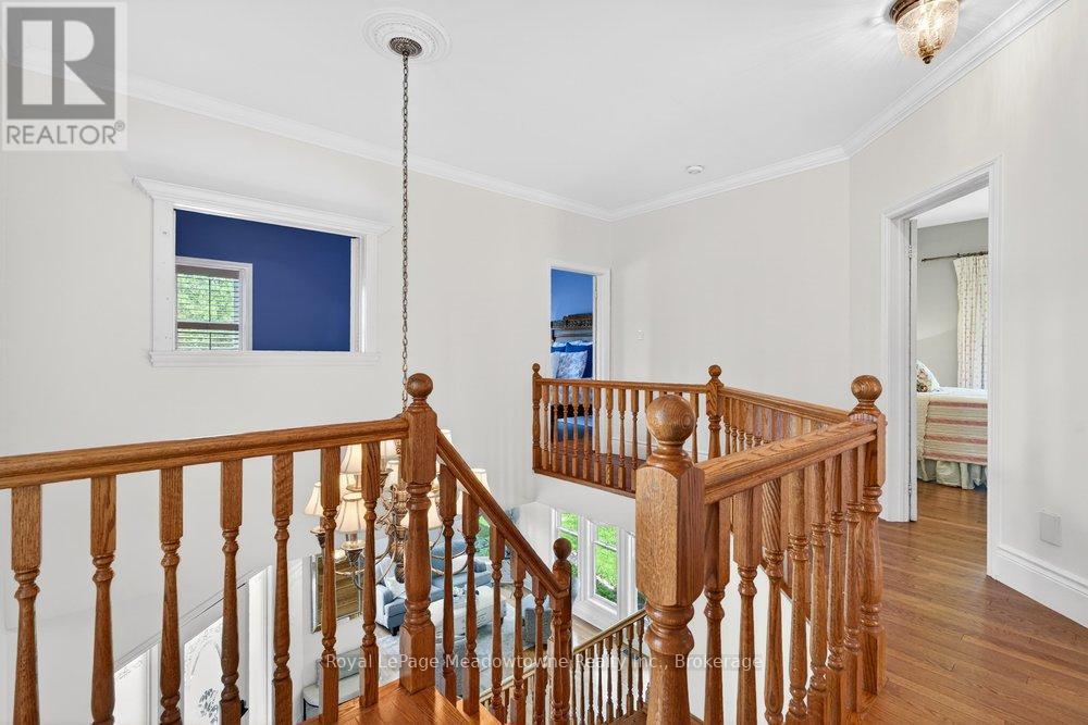 












8550 APPLEBY LINE

,
Milton,




Ontario
L0P1B0

