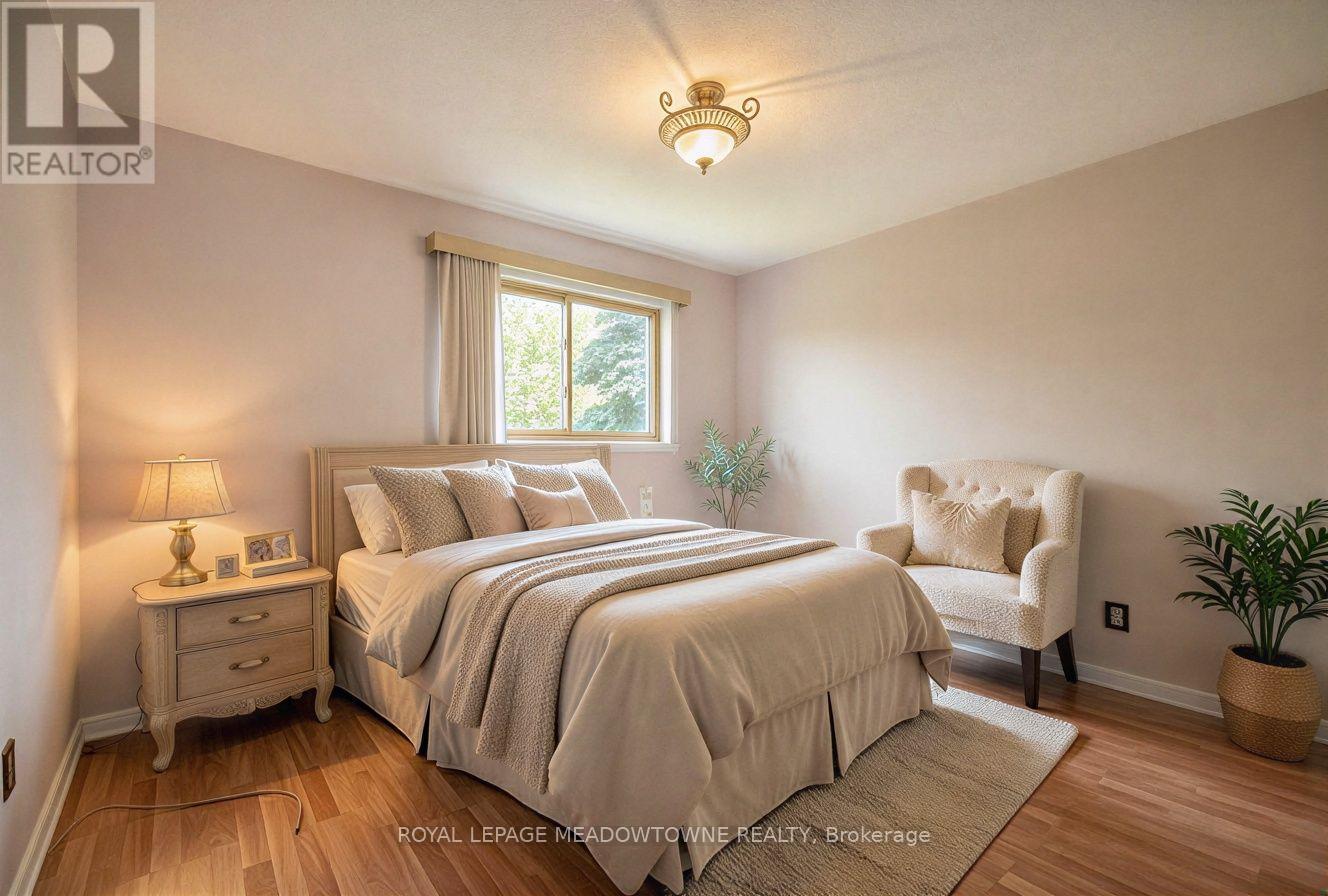 












100 MARTINDALE CRESCENT

,
Brampton,




Ontario
L6X2V1

