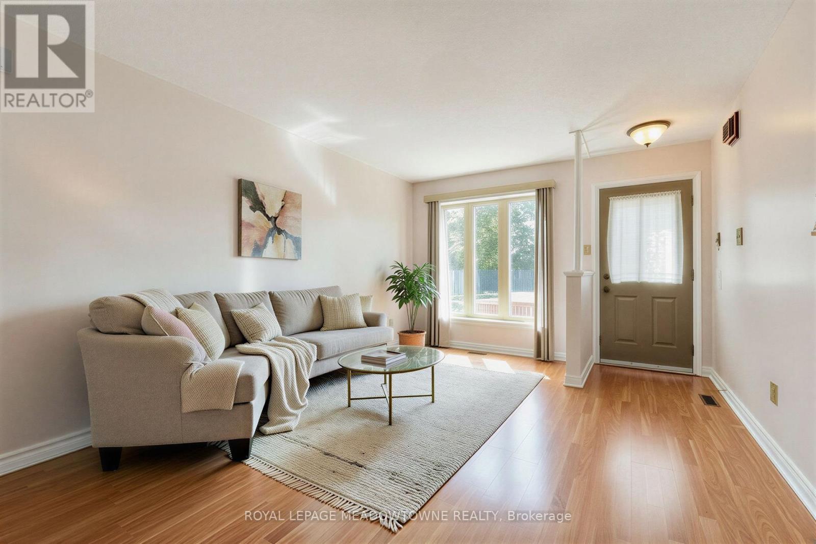 












100 MARTINDALE CRESCENT

,
Brampton,




Ontario
L6X2V1

