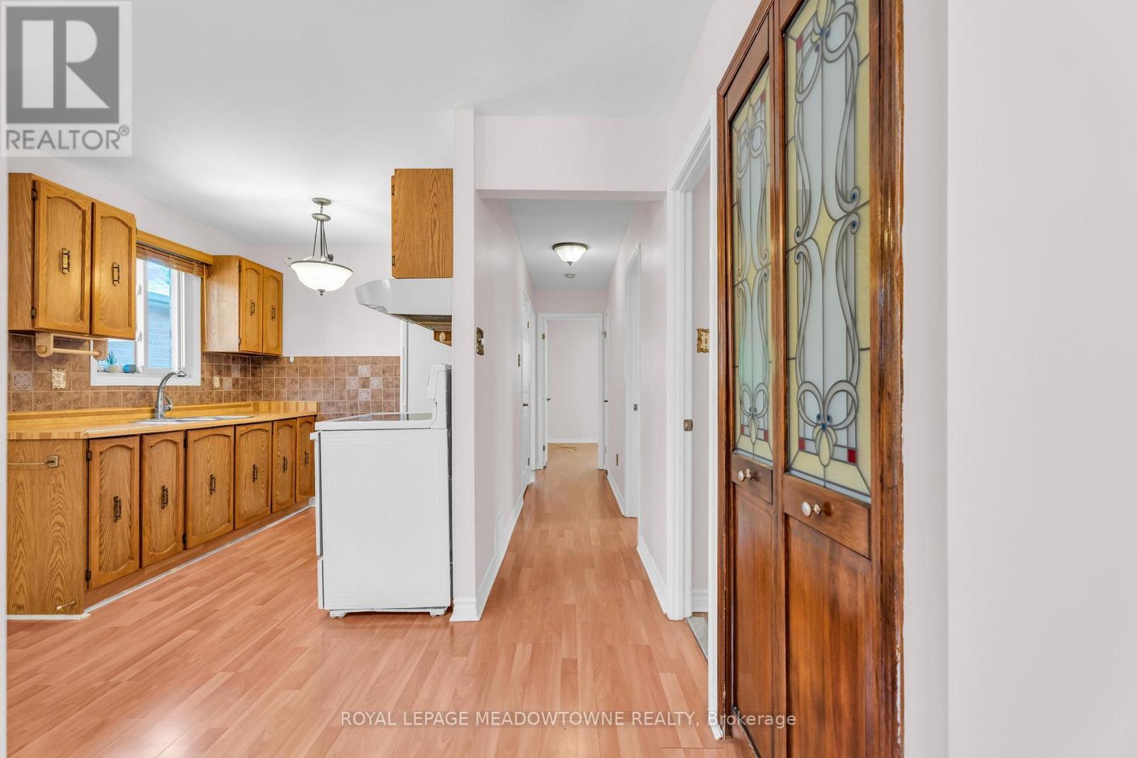 












100 MARTINDALE CRESCENT

,
Brampton,




Ontario
L6X2V1

