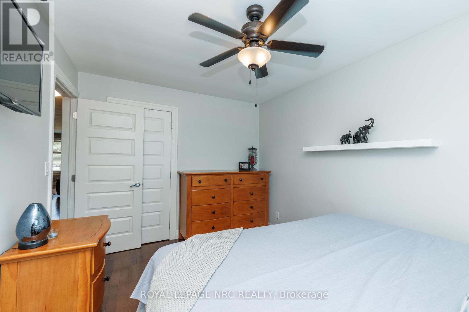 












7 STEPHEN STREET

,
St. Catharines (Lakeport),




Ontario
L2N6S4

