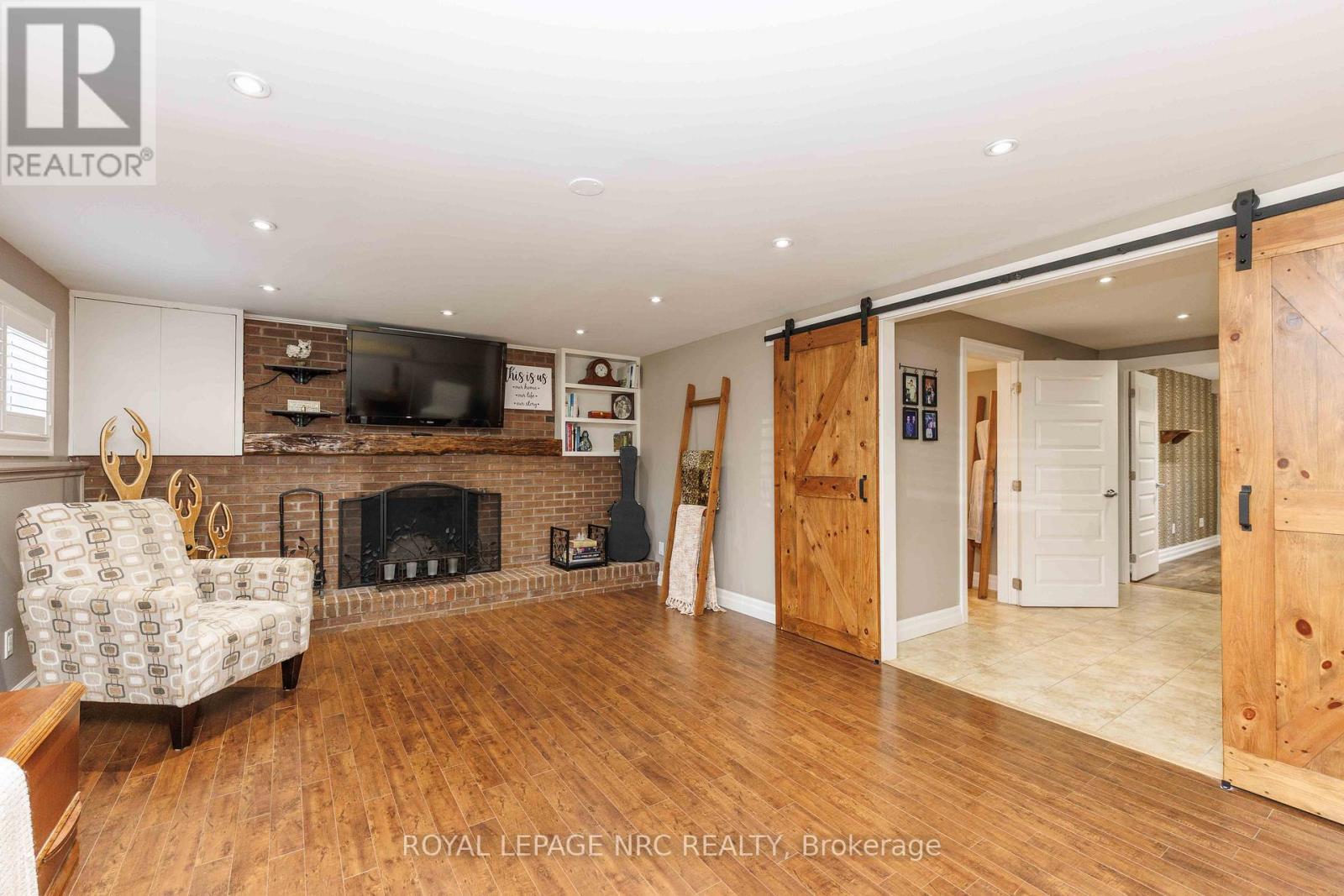 












7 STEPHEN STREET

,
St. Catharines (Lakeport),




Ontario
L2N6S4

