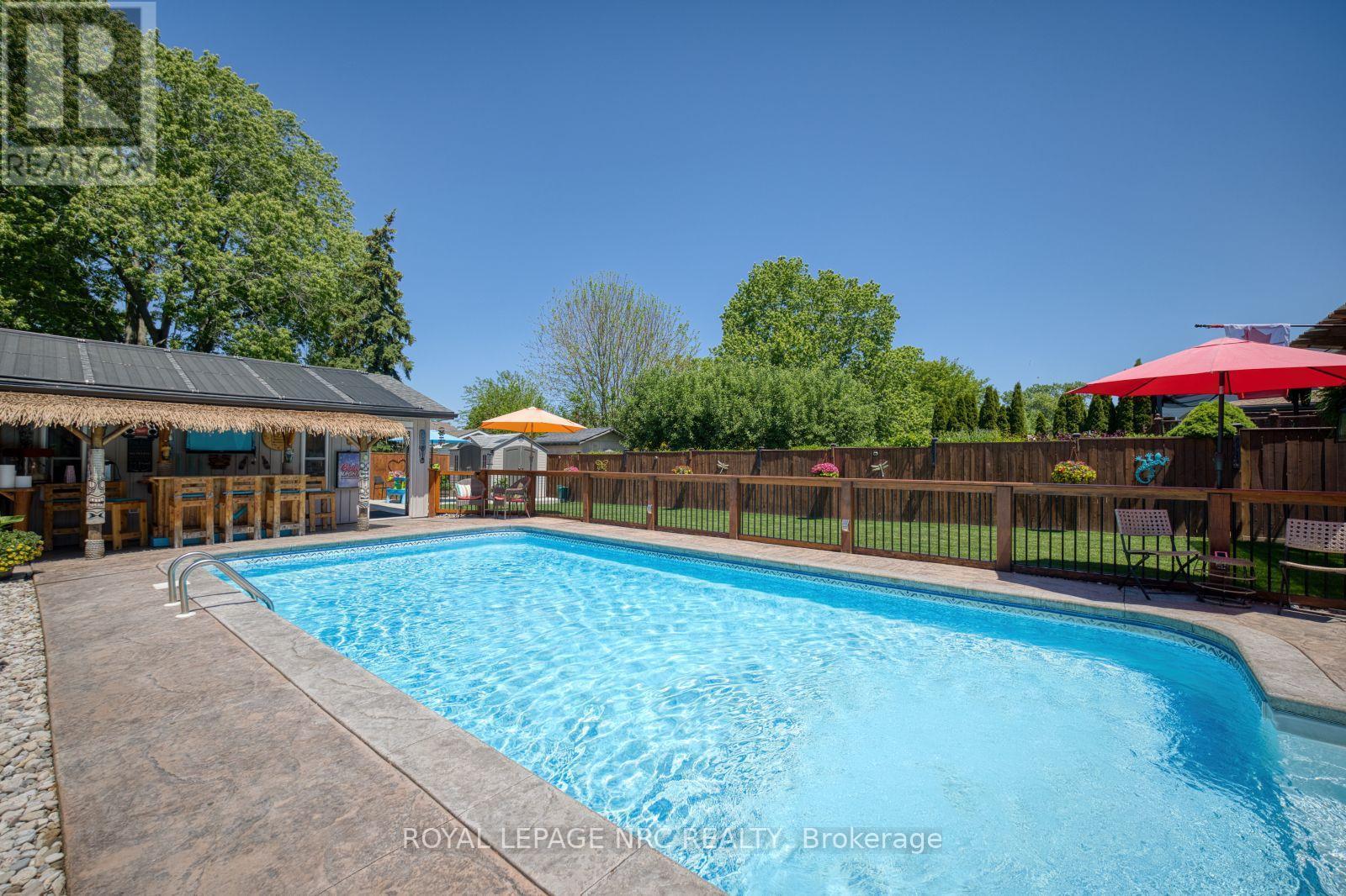 












7 STEPHEN STREET

,
St. Catharines (Lakeport),




Ontario
L2N6S4

