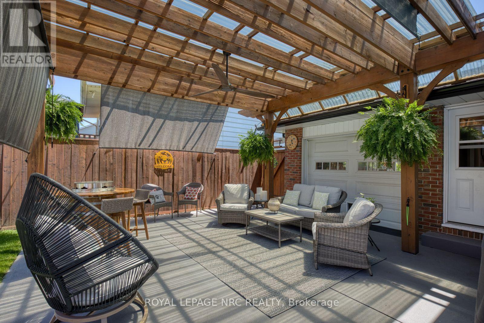 












7 STEPHEN STREET

,
St. Catharines (Lakeport),




Ontario
L2N6S4

