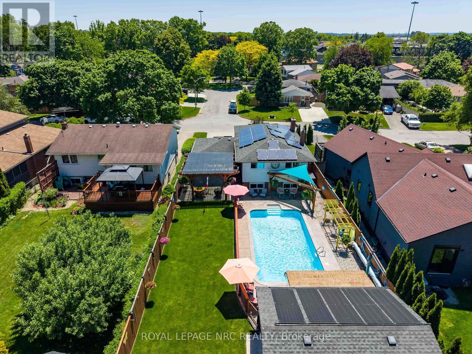 












7 STEPHEN STREET

,
St. Catharines (Lakeport),




Ontario
L2N6S4

