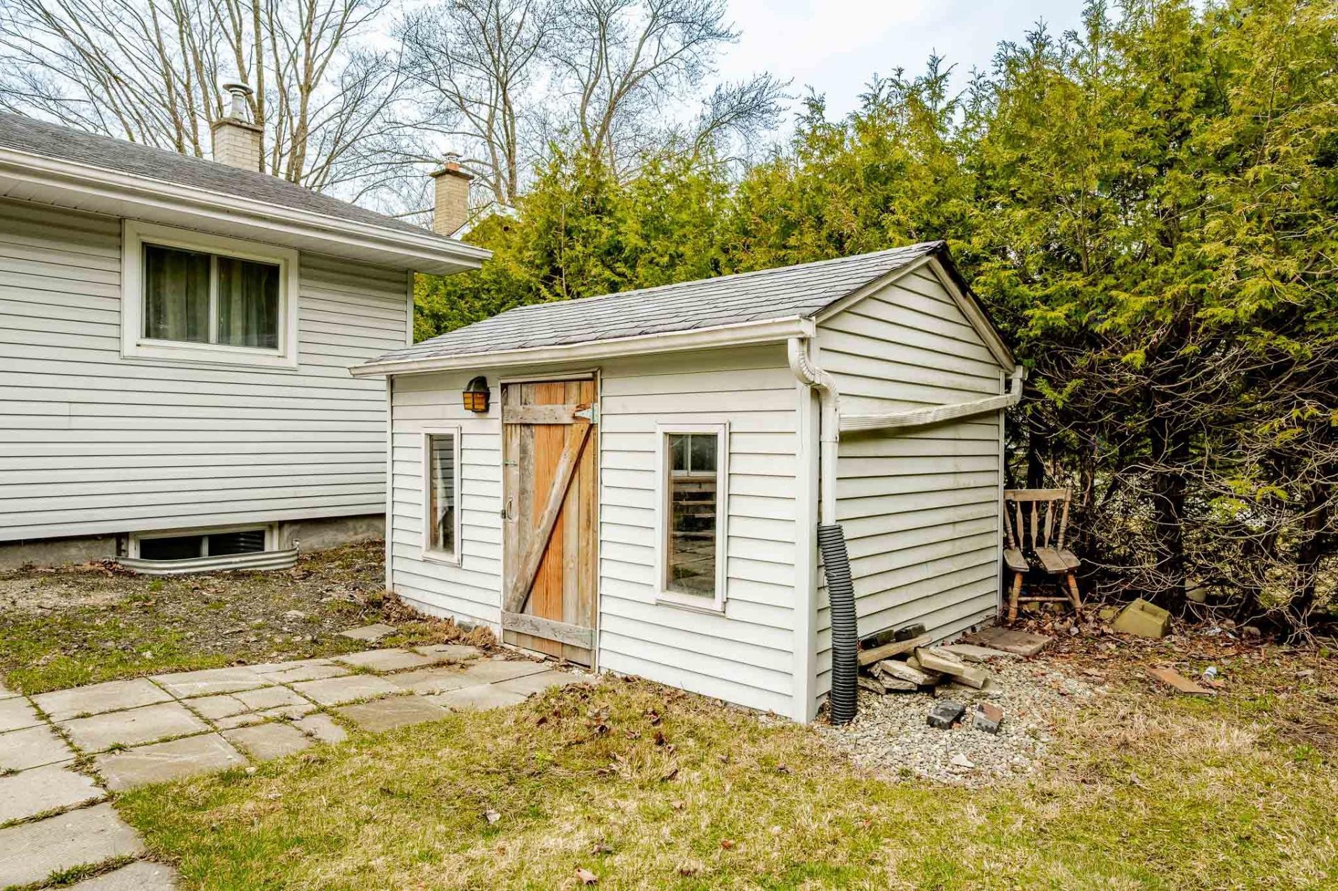 









4075


Rue de la Prairie

,
Sherbrooke (Les Nations),




QC
J1L1L3

