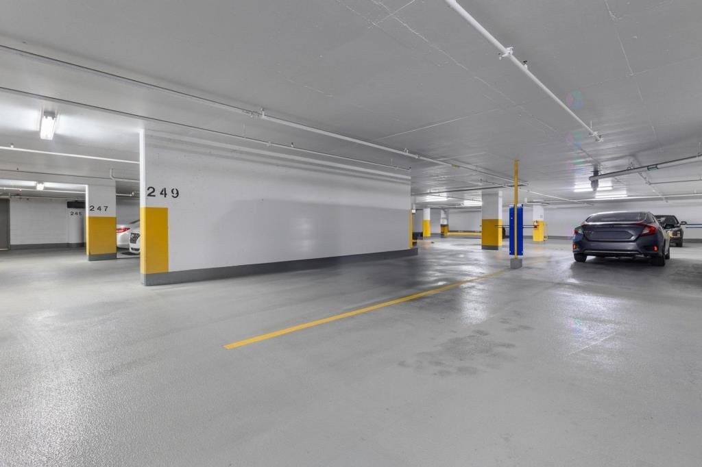 









4959


Rue Jean-Talon O.

, 403,
Montréal (Côte-des-Neiges/Notre-Dame-de-Grâce),




QC
H4P0B8

